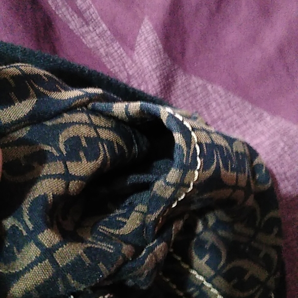 Fossil Black and Brown purse - Picture 9 of 10